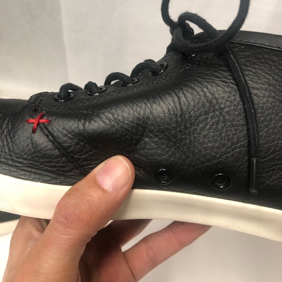 CONVERSE Black Street Textured Leather Low Top Sneaker like new Sz 13 pebbled - Picture 4 of 9